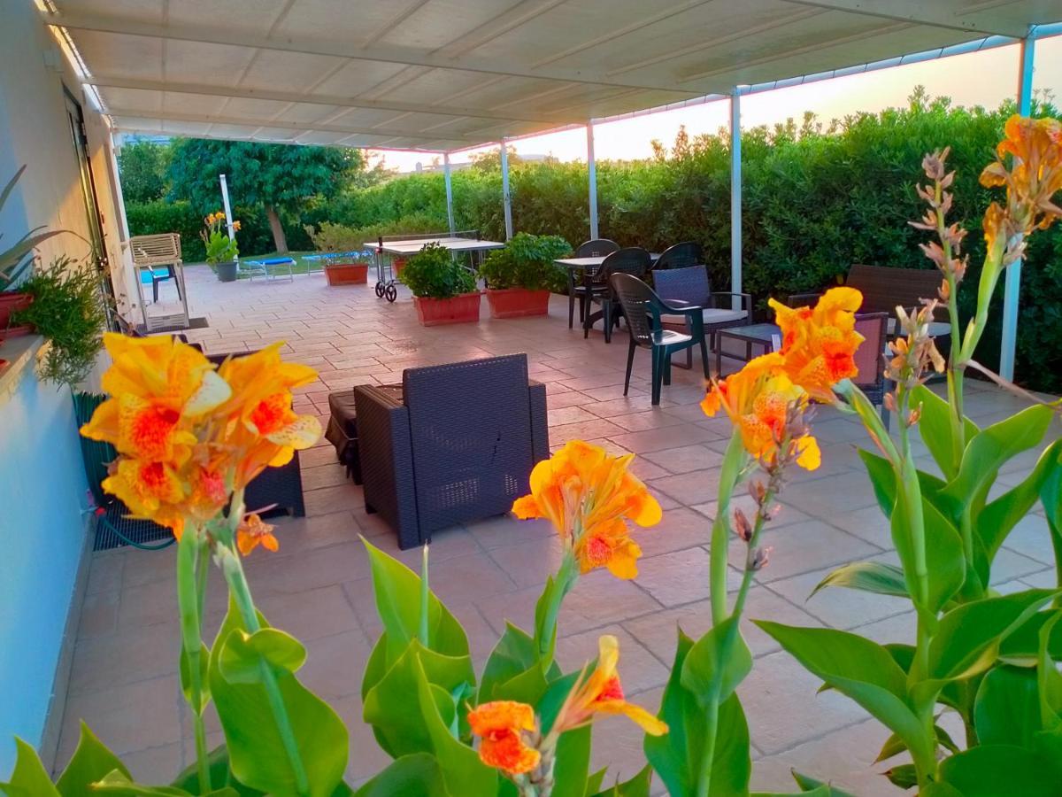 B&B Hotel Helios Uggiano La Chiesa Eksteriør billede