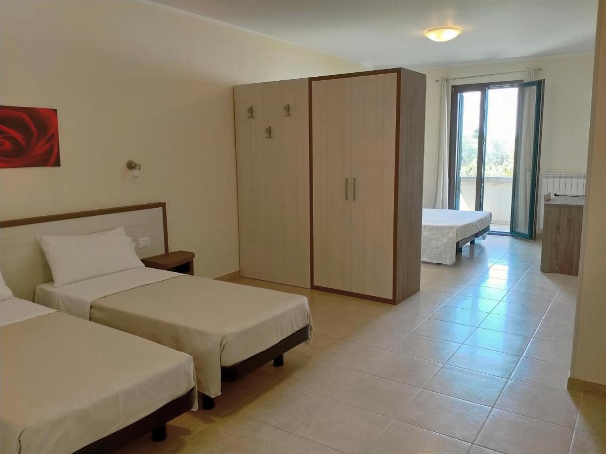 B&B Hotel Helios Uggiano La Chiesa Eksteriør billede