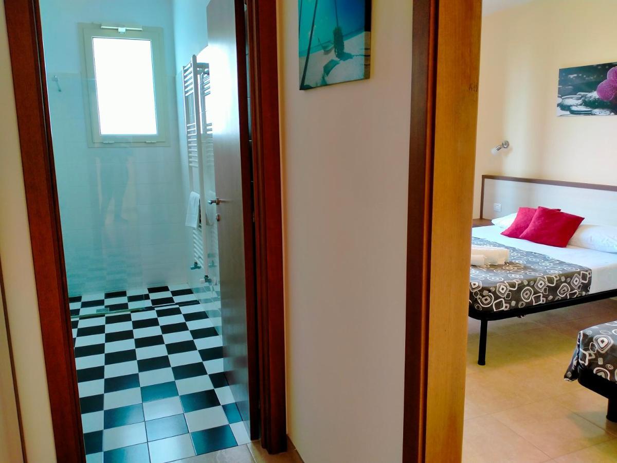 B&B Hotel Helios Uggiano La Chiesa Eksteriør billede