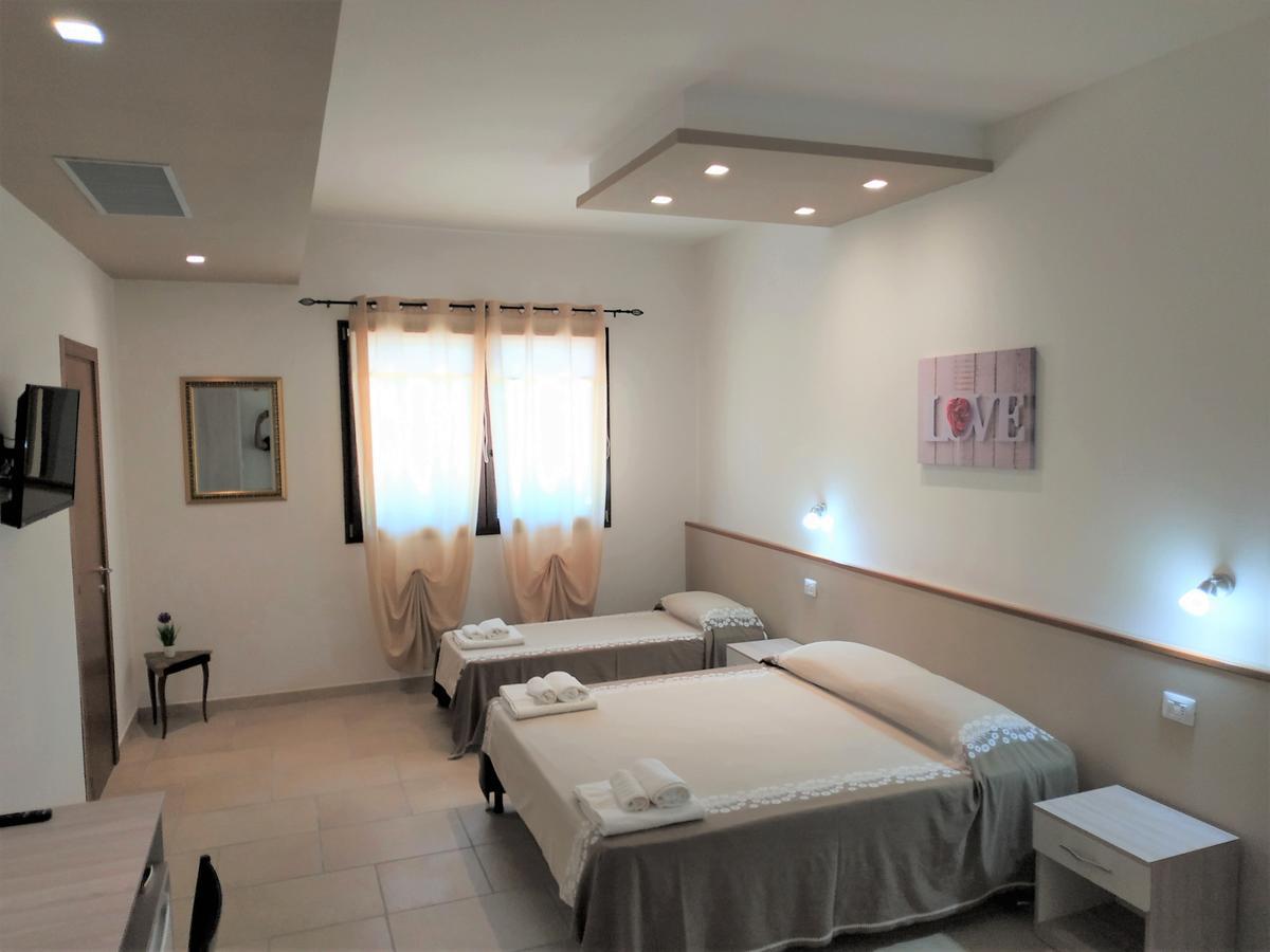 B&B Hotel Helios Uggiano La Chiesa Eksteriør billede